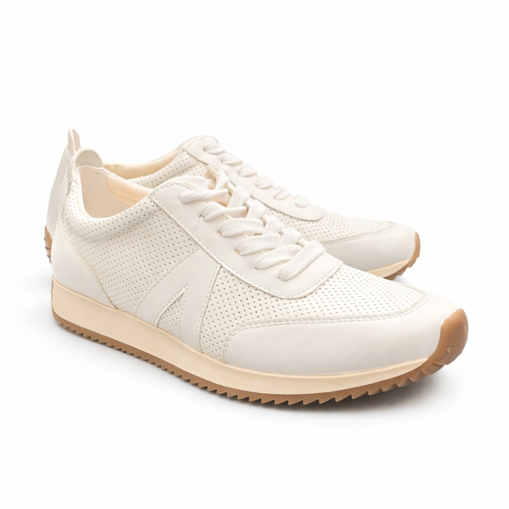 Maurices Cream White Fashion Sneakers Size 7.5 Neutral Casual Athleisure Shoes